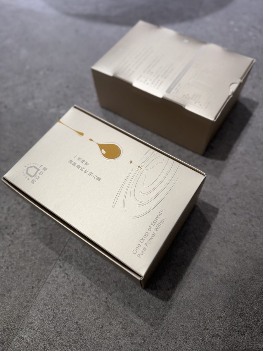 滴雞精禮盒燙金打凸作品